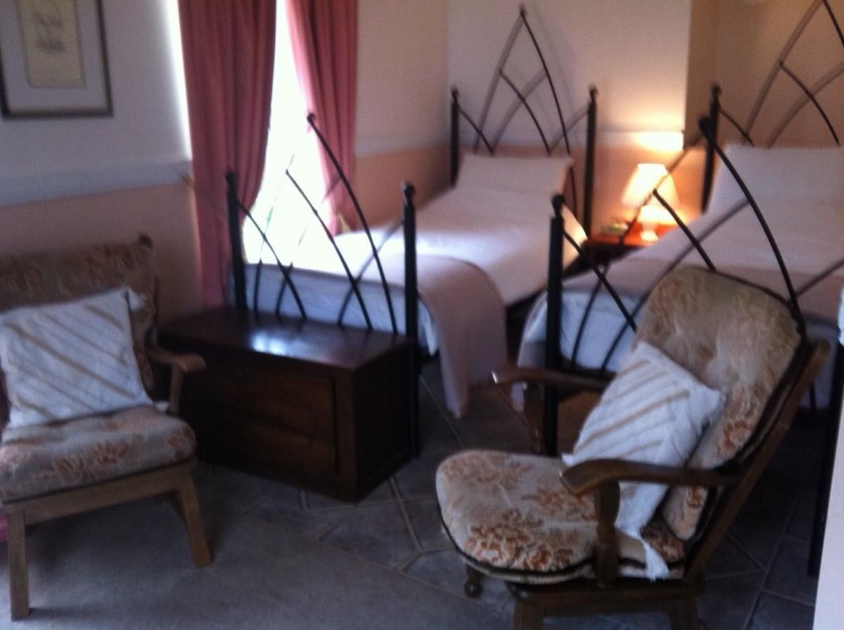 Отели типа «постель и завтрак» Caheroyn House Атенрай-15