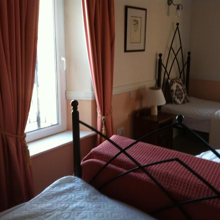 Отели типа «постель и завтрак» Caheroyn House Атенрай-39