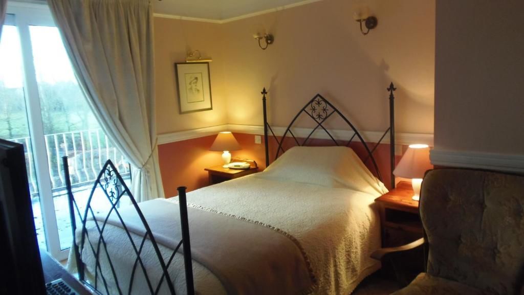 Отели типа «постель и завтрак» Caheroyn House Атенрай-42